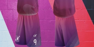 Imagen de las camisetas con las que va a disputar el conjunto colegial sus partidos en el mes de noviembre.