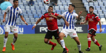Los jugadores melillenses estuvieron muy asentados en su defensa.