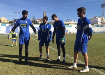 Los azulinos se ejercitaron a primera hora de ayer sábado antes de partir a tierras malagueñas.