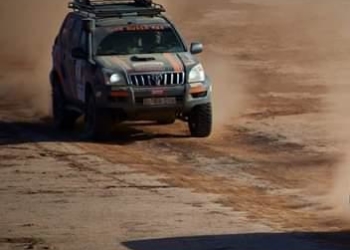 Dos vehículos melillenses en la salida de la Maroc Challenge 2018