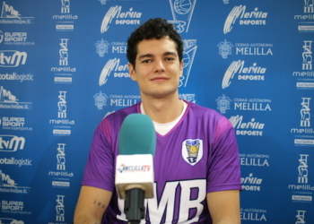 Juan Rubio, en la rueda de prensa oficial del club.