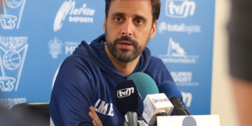 Alejandro Alcoba, técnico de la escuadra del Melilla Baloncesto.