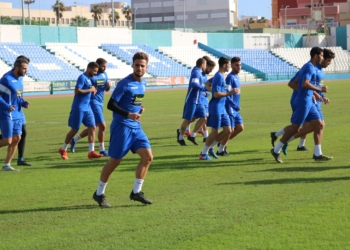 Jugadores de la UD Melilla en la sesión de trabajo de este pasado lunes.