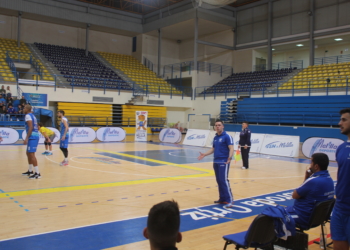 David Sánchez, entrenador del cuadro melillense, en uno de los partidos de la presente temporada.