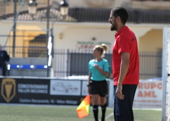 Marzo, entrenador melillense.