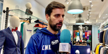 Alejandro Alcoba, durante su comparecencia ante los medios de comunicación en la previa del partido frente al Retabet Bilbao Basket que se disputa esta noche en el Javier Imbroda.
