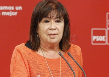 Cristina Narbona visita la ciudad para asistir al centenario del PSOE de Melilla