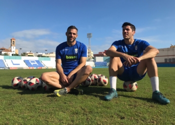 Ambos jugadores, a la conclusión del entrenamiento.