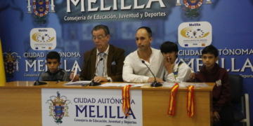 Antonio Miranda recibió a los jóvenes taekwondistas de nuestra ciudad que tan buen trabajo están realizando.