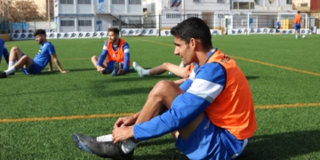 Los jugadores azulinos, a la finalización del trabajo del día de ayer.