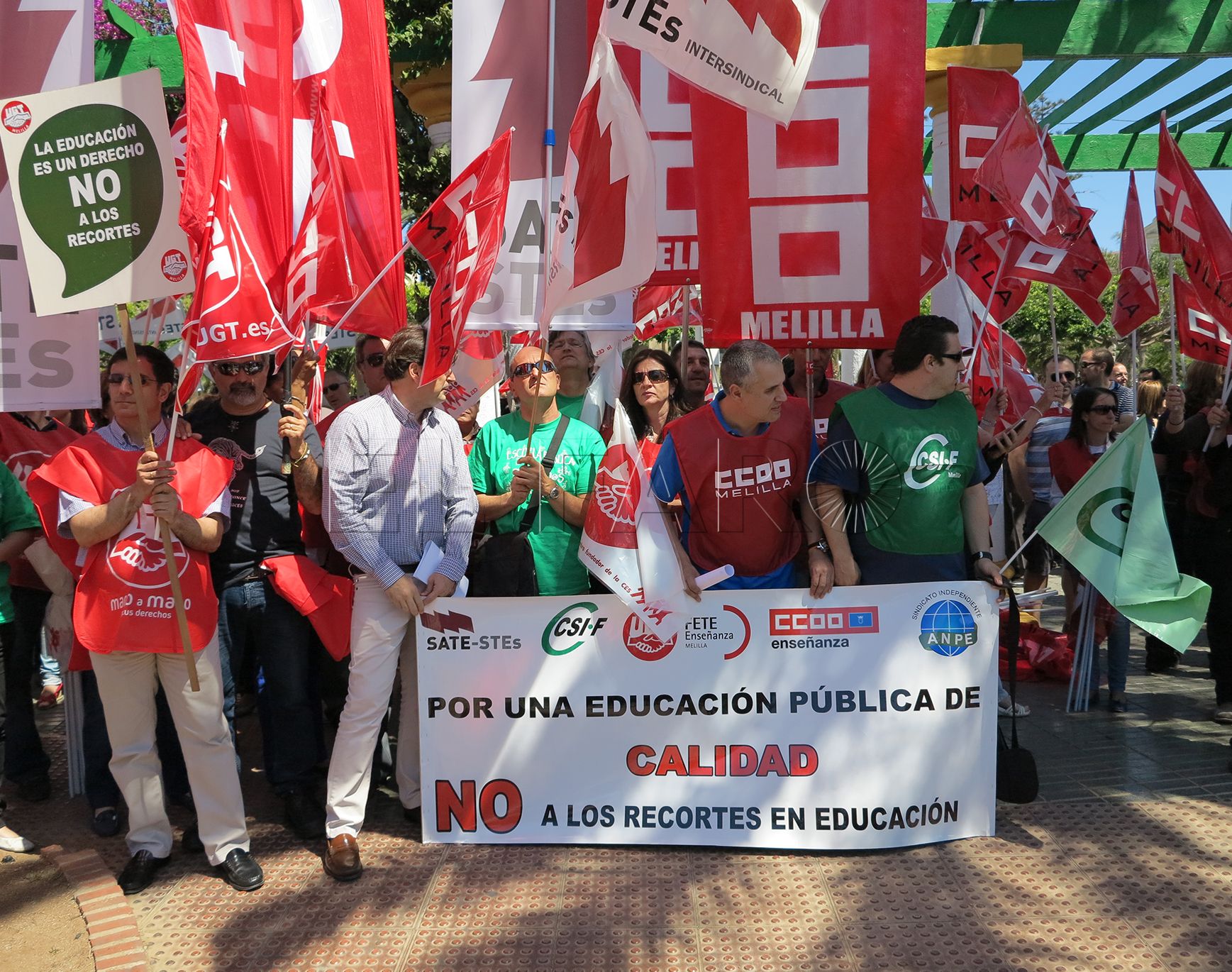 Una imagen de las movilizaciones por la defensa de la educación en Melilla.