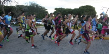Cada vez son más los melillenses que toman parte en las pruebas del calendario de la Federación Melillense de Triatlón.