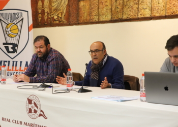 Jaime Auday, presidente del Club Melilla Baloncesto, realizó una exposición de lo que han sido sus diez años al frente de la entidad azulina.