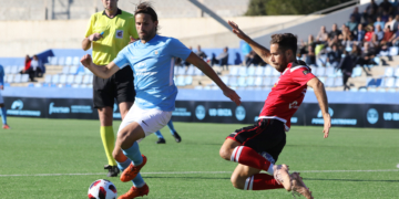 La UD Melilla y el Barakaldo son los dos únicos clubes tradicionales de socios del Top 10 de equipos de Segunda B que no son Sociedades Anónimas Deportivas.