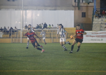 El partido de la primera vuelta finalizó con reparto de puntos (3-3).