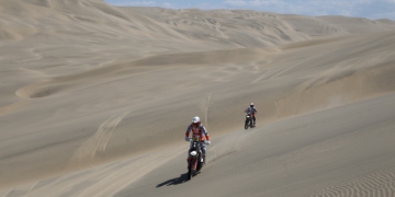 Las motos se están encontrando muchos problemas a lo largo de los kilómetros del recorrido.
