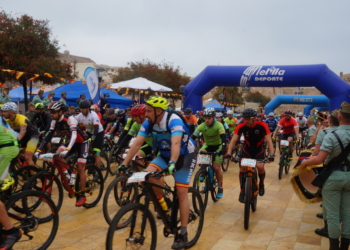 Imagen de la salida en la prueba de ciclismo de montaña.