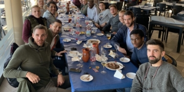 El Melilla Baloncesto al completo se reunió para la realización de una comida de equipo.