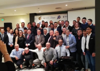 Diferentes momentos de la jornada deportiva que se vivió en el hotel Melilla Puerto.