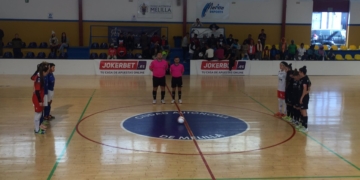 Al inicio del partido se guardó un minuto de silencio en memoria de Julen.