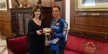 Rachid Al Lal junto a Paz Velázquez.