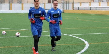 El nuevo portero cordobesista (i), en su pasado con la UD Melilla.