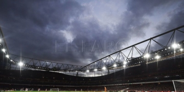 ARA1. London (United Kingdom), 01/01/2019.- Arsenal's Emirates Stadium during the English Premier League soccer match Arsenal vs Fulham at the Emirates Stadium in London, Britain, 01 January 2019. (Londres) EFE/EPA/ANDY RAIN EDITORIAL USE ONLY. No use with unauthorized audio, video, data, fixture lists, club/league logos or 'live' services. Online in-match use limited to 120 images, no video emulation. No use in betting, games or single club/league/player publications
