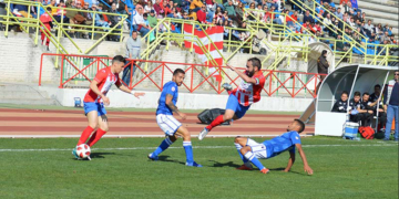 El Don Benito consiguió en el partido de ayer secar a la escuadra azulina y sumar un punto de mérito ante uno de los conjuntos de la zona alta de la tabla clasificatoria.