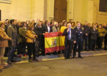 Imbroda: “España nos duele mucho y no nos vendemos por un plato de lentejas”