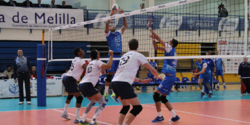 El técnico de la escuadra melillense señala que el potencial ofensivo de su equipo no funcionó frente al conjunto de Castellón.