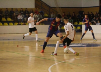 La escuadra azulgrana encaja una dura derrota en Córdoba