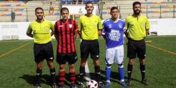 Capitanes en el partido de ida que se jugó en La Espiguera.