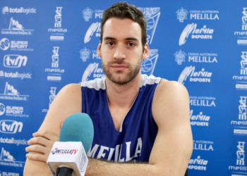 Balaban, en la rueda de prensa oficial del club de nuestra ciudad.