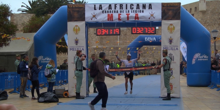 VII Carrera de La Legión. Melilla se vuelca con ella