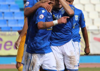 Los jugadores azulinos celebrando el segundo gol del partido disputado en casa, obra de Óscar García.