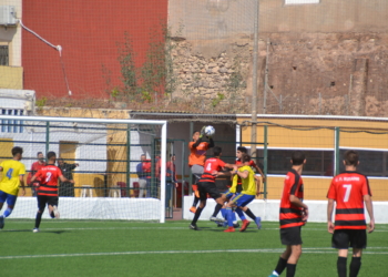 La escuadra rojinegra supo contener bien los ataques del conjunto cadista en el partido disputado el pasado sábado en La Espiguera.