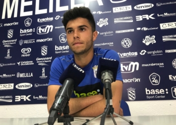 El lateral diestro Mario Hernández ha recalado en el mercado de invierno en las filas de la Unión Deportiva Melilla.