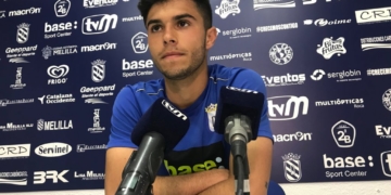 El lateral diestro Mario Hernández ha recalado en el mercado de invierno en las filas de la Unión Deportiva Melilla.