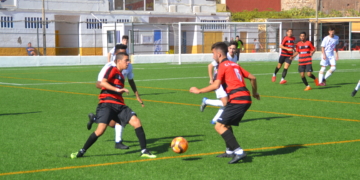 El conjunto rojinegro se enfrenta a un rival  que no las tiene todas consigo para eludir el descenso al final de temporada.