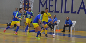 Sidi, con el balón, es el máximo goleador de todo el grupo nacional.
