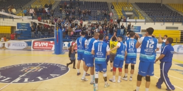 Los jugadores de nuestra ciudad en la celebración de la permanencia.
