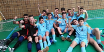 Los jugadores de nuestra ciudad, en la celebración del triunfo en la jornada de ayer.