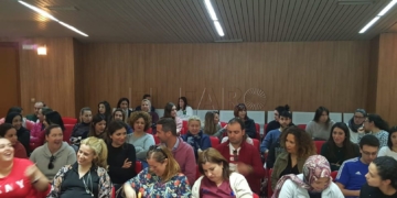 Los afiliados al sindicato en el salón de actos del Hospital Comarcal durante la Asamblea General de SATSE.