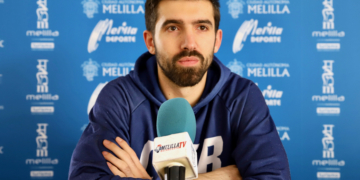 Josep Franch, en la rueda de prensa oficial del club.