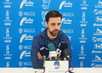 Alcoba ha preparado a conciencia el partido de esta noche.
