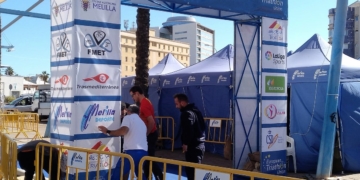 Trabajo de la organización en el montaje de la línea de meta y aledaños.