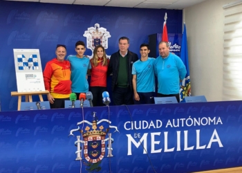 Imagen de todos los presentes en la rueda de prensa celebrada en el pabellón Javier Imbroda Ortiz.