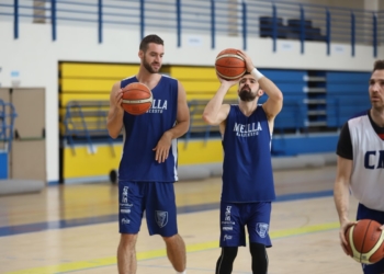 Jugadores melillenses, en la sesión de entrenamientos de ayer.