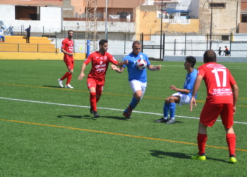 Los melillenses luchan en cada partido por sumar algo positivo.