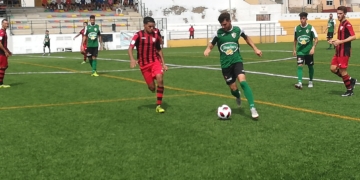 Los cadetes del Torreblanca CF lograron golear a los anfitriones en el debut en el Campeonato de España.